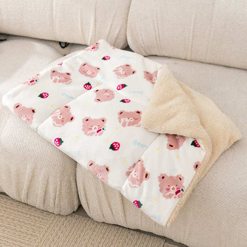 Cartoon Style Flannel Dog Blanket For Dogs Cats canrusupet