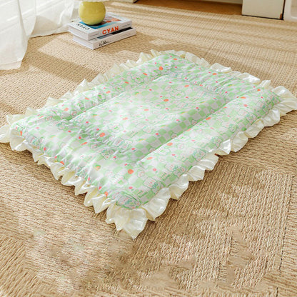 Cartoon Style Flannel Dog Blanket For Dogs Cats canrusupet
