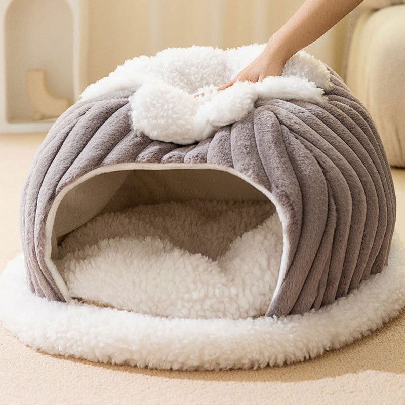 Arctic Snowhouse Enclosed Pumpkin Style Cat Bed For Pet canrusupet